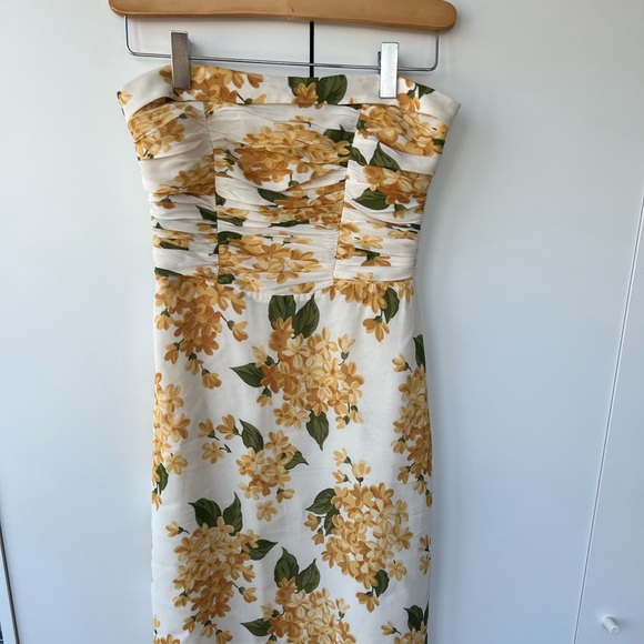 Reformation lore dress size 0; worn once to a wedding - Picture 4 of 6